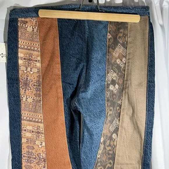 FREE PEOPLE SERENA FLARE LOW RISE JEANS NWT 31 & 32 left - Picture 12 of 14